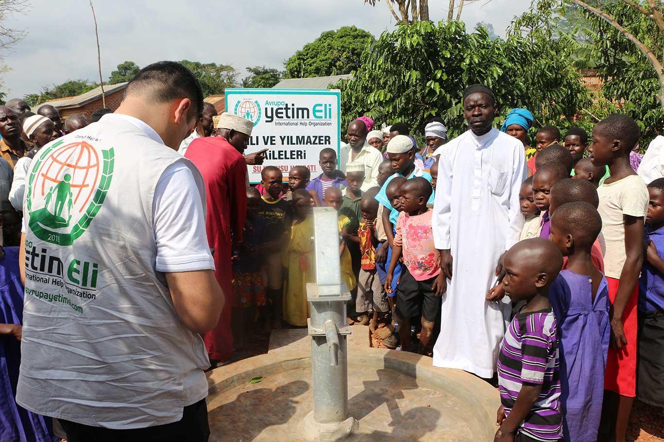 European Yetim Eli inaugurates fresh water wells in Uganda